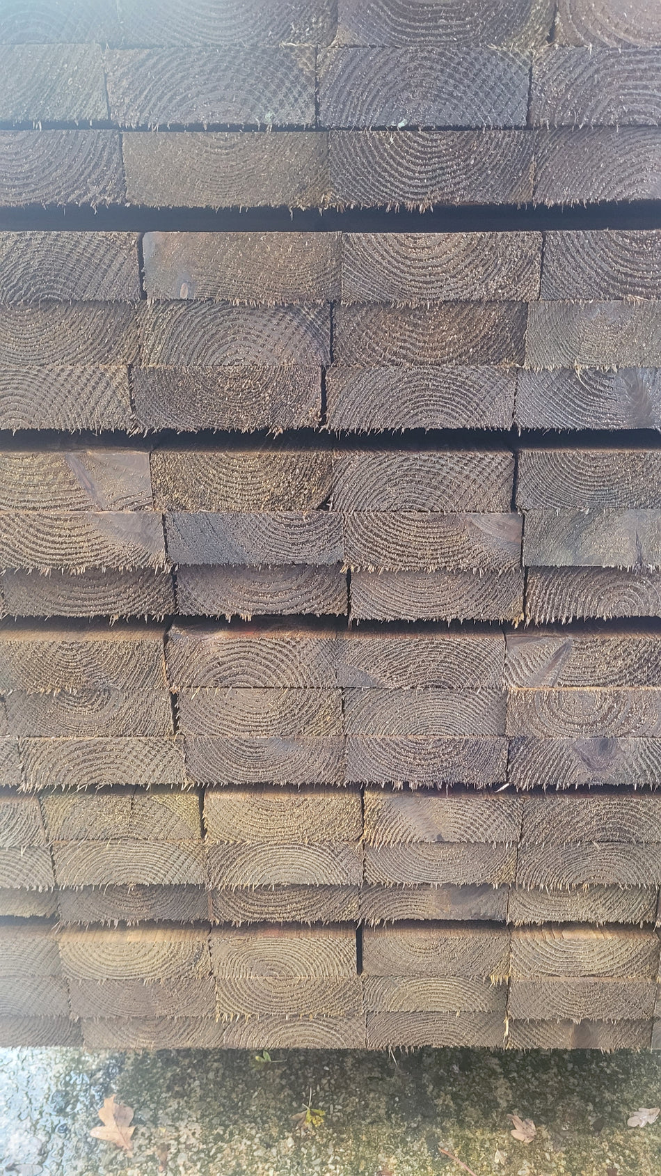 Rough Sawn 150 x 47mm (6" x 2")